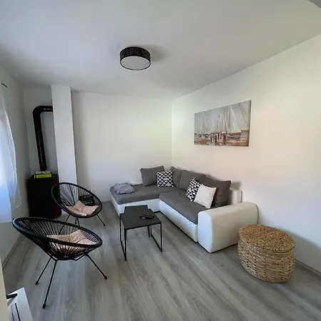 Apartment Lipa